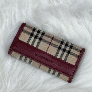 🛍SOLD🛍 Authentic Burberry Key Holder
